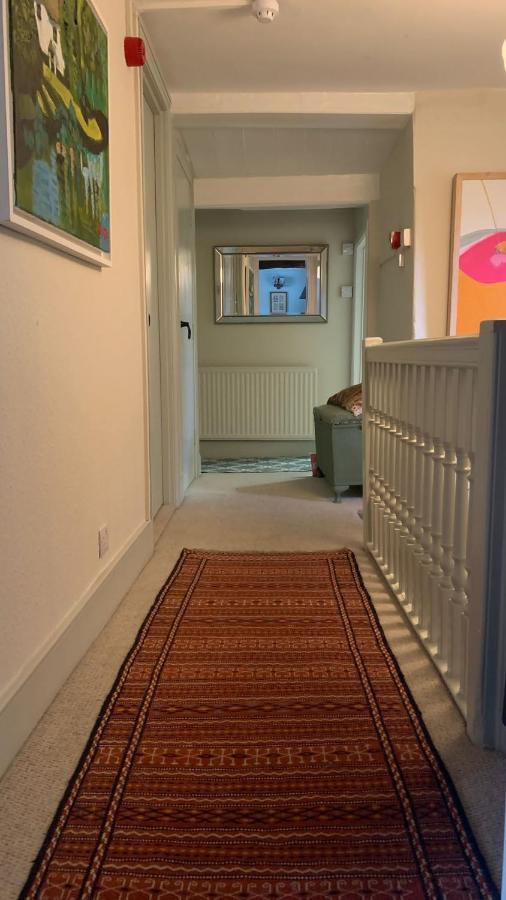 The Totnes Guest House. Upstairs At Zappa'S Dış mekan fotoğraf